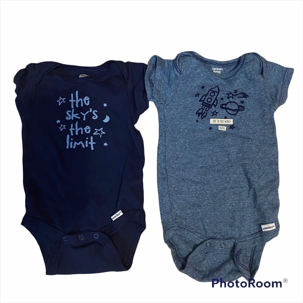 Gerber Organic Cotton Onesie Set Galaxy Space Stars Planets Blue